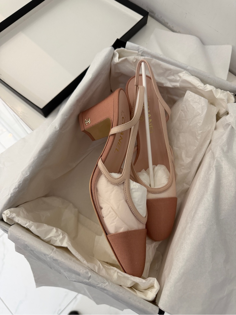 Chanel 26P Pink Mesh Slingback Heel | NIB | Size 37.5 - Picture 15 of 17